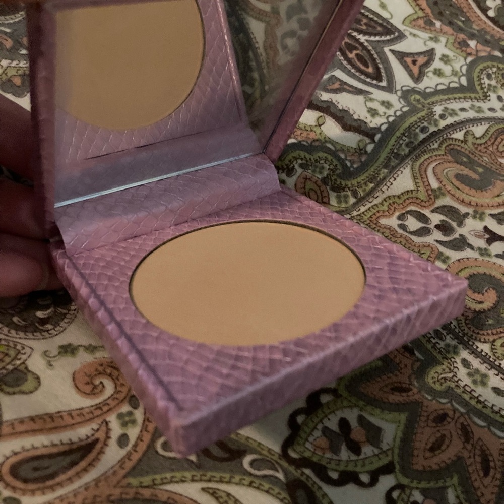 MALLY! New perfect prep light to medium neutralizing prep powder